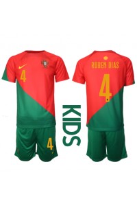 Portugal Ruben Dias #4 Babyklær Hjemme Fotballdrakt til barn VM 2022 Korte ermer (+ Korte bukser)